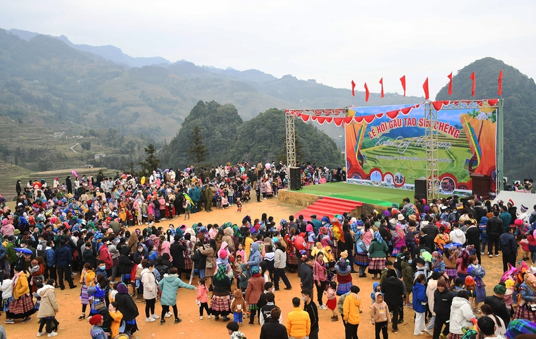 Lễ hội Gầu Tào của đồng bào Mông